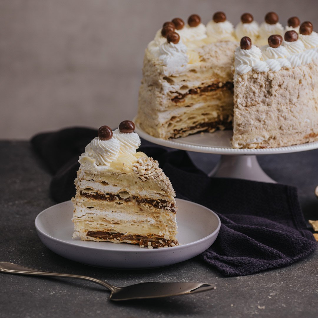 Torta de Hojarasca Manjar Vainilla Chantilly Sin Azúcar Añadida